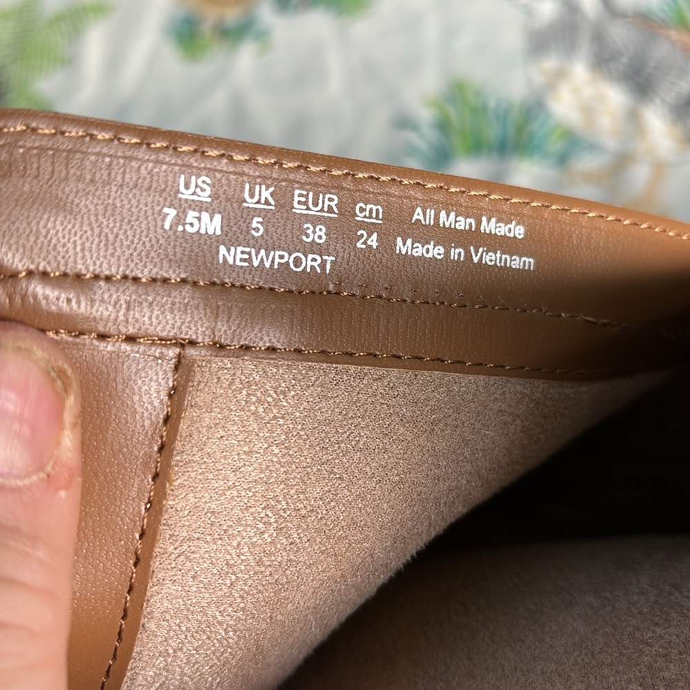 NWT Soul Naturalizer Newport Tan Faux Suede Zip Up Boots Buckles Soft Lining 7.5 - Picture 10 of 16